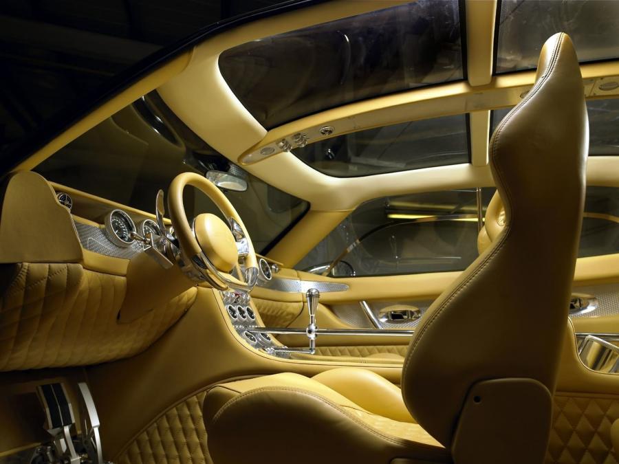 Интерьер Spyker D12 Peking-to-Paris Concept 2006 года  (фото 17 из 60)